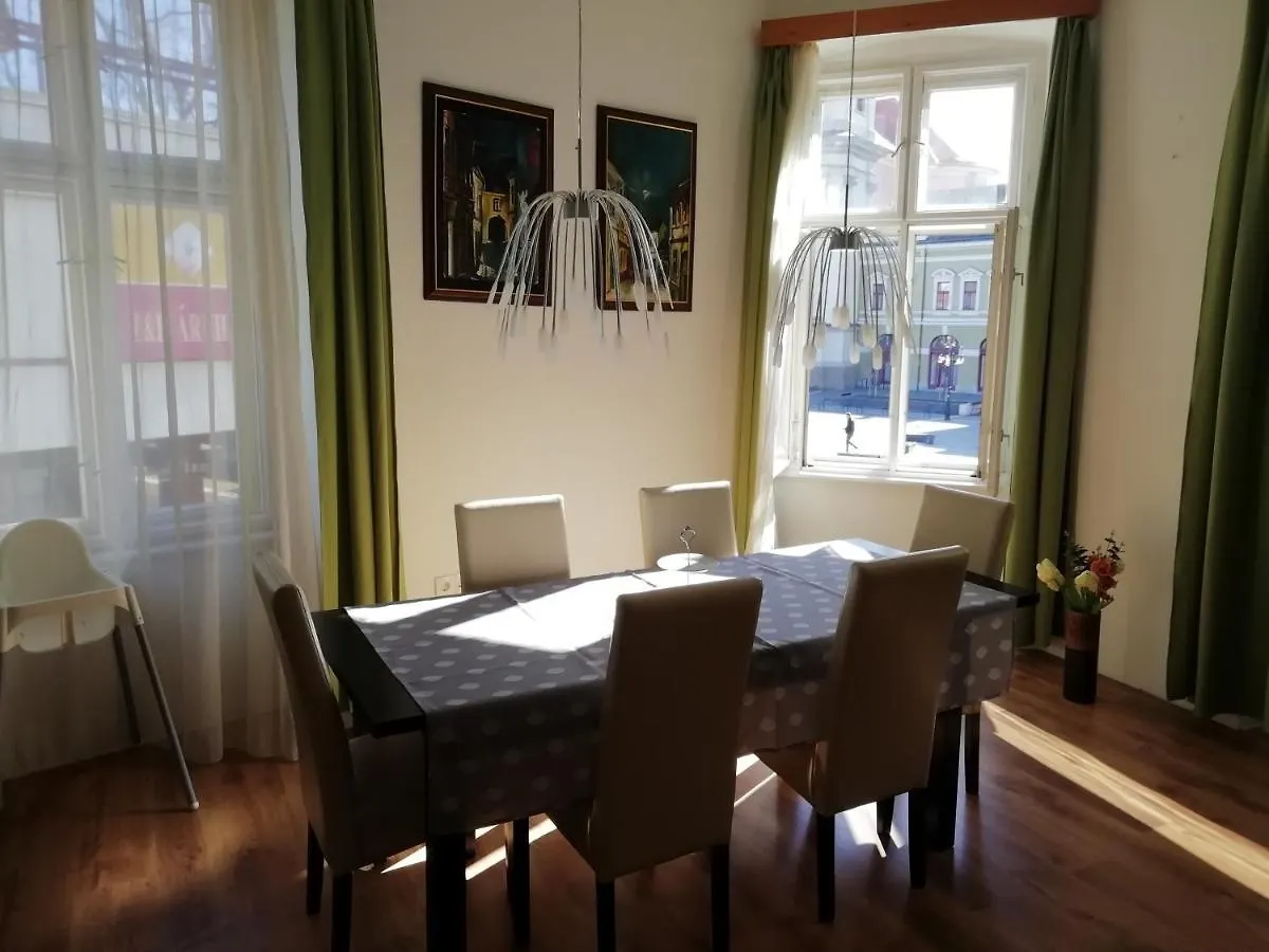 Anna Apartman