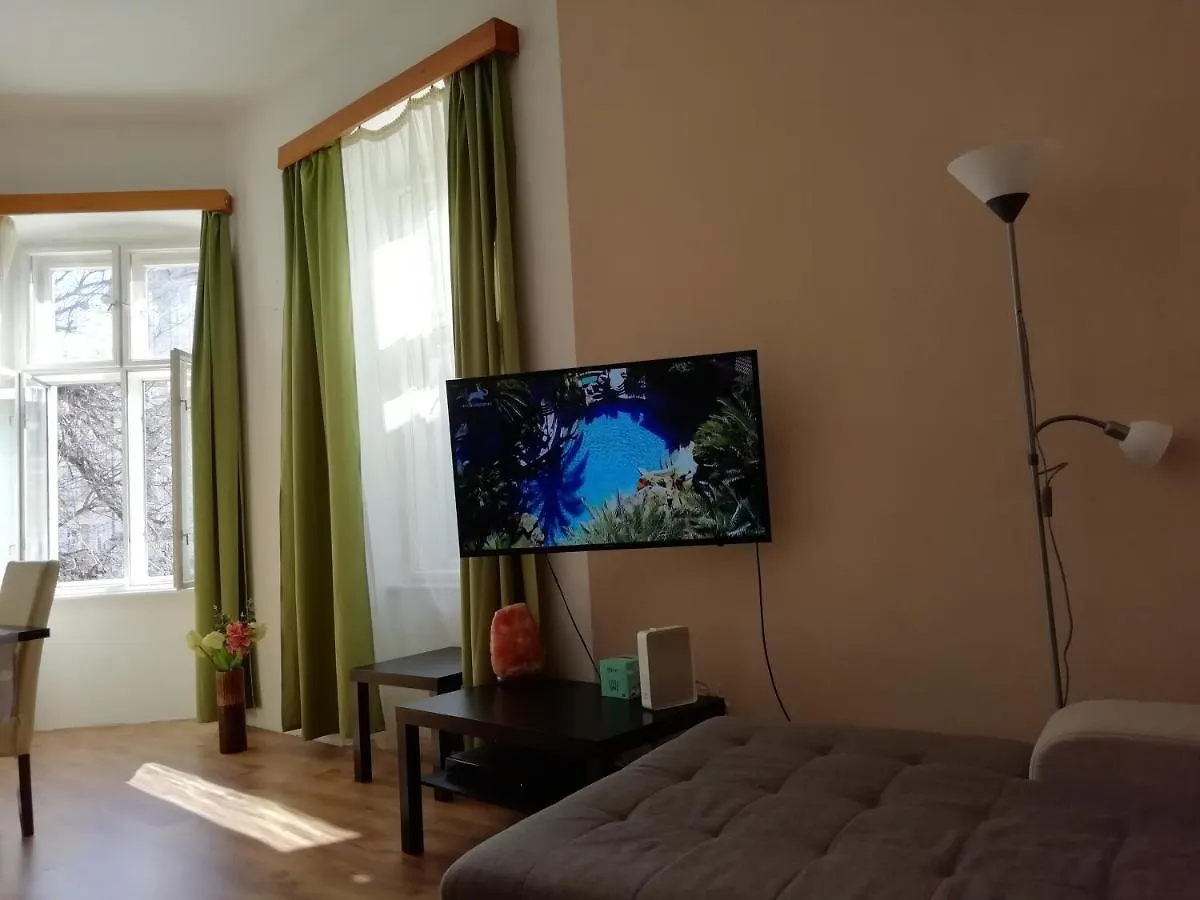 Anna Apartman Eger